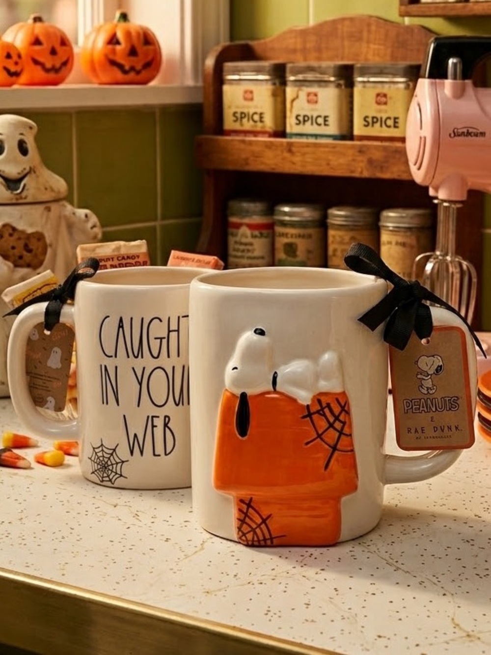 Peanuts White Ceramic Mug with Orange Pumpkin Snoopy Design